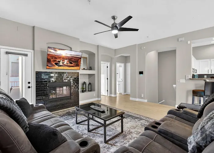 Stylish 2br And 2ba Private Getaway Holiday home Scottsdale