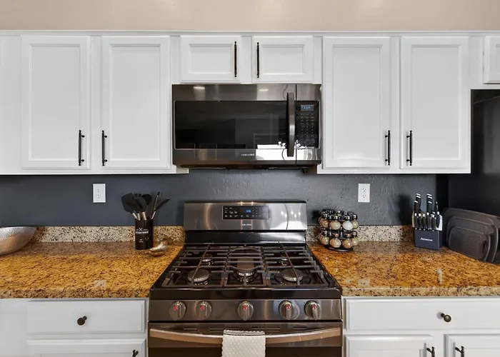 Stylish 2br And 2ba Private Getaway Holiday home Scottsdale