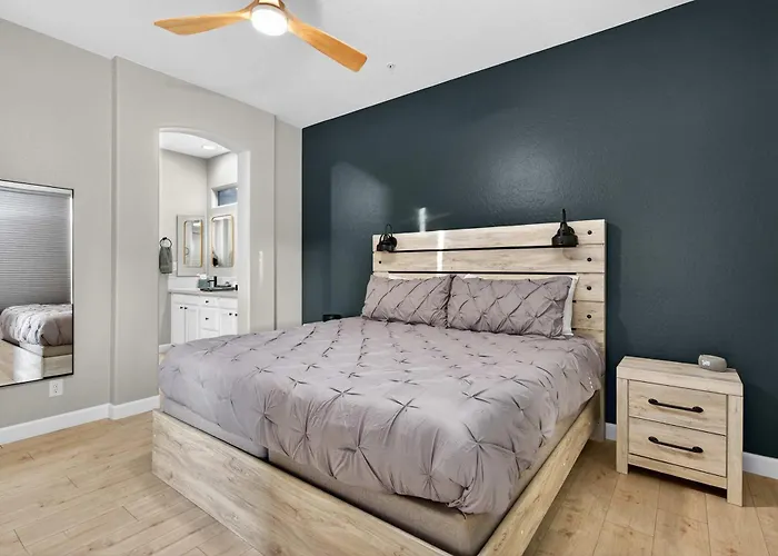 Holiday home Stylish 2br And 2ba Private Getaway