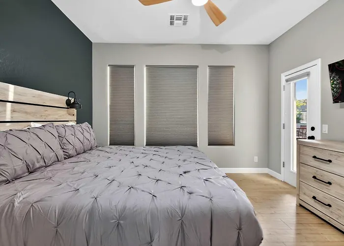 Stylish 2br And 2ba Private Getaway Scottsdale