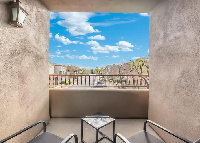 Stylish 2br And 2ba Private Getaway *