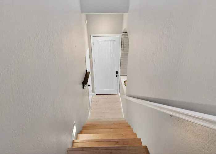 Stylish 2br And 2ba Private Getaway Holiday home Scottsdale