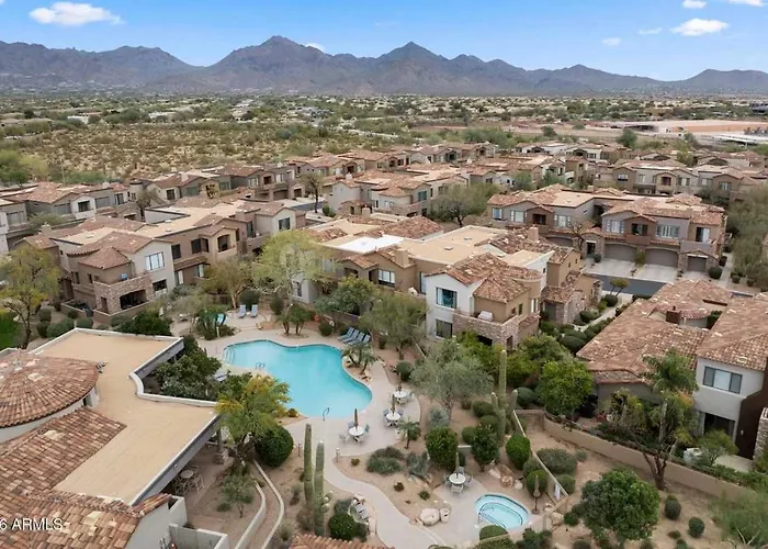 Stylish 2br And 2ba Private Getaway Holiday home *